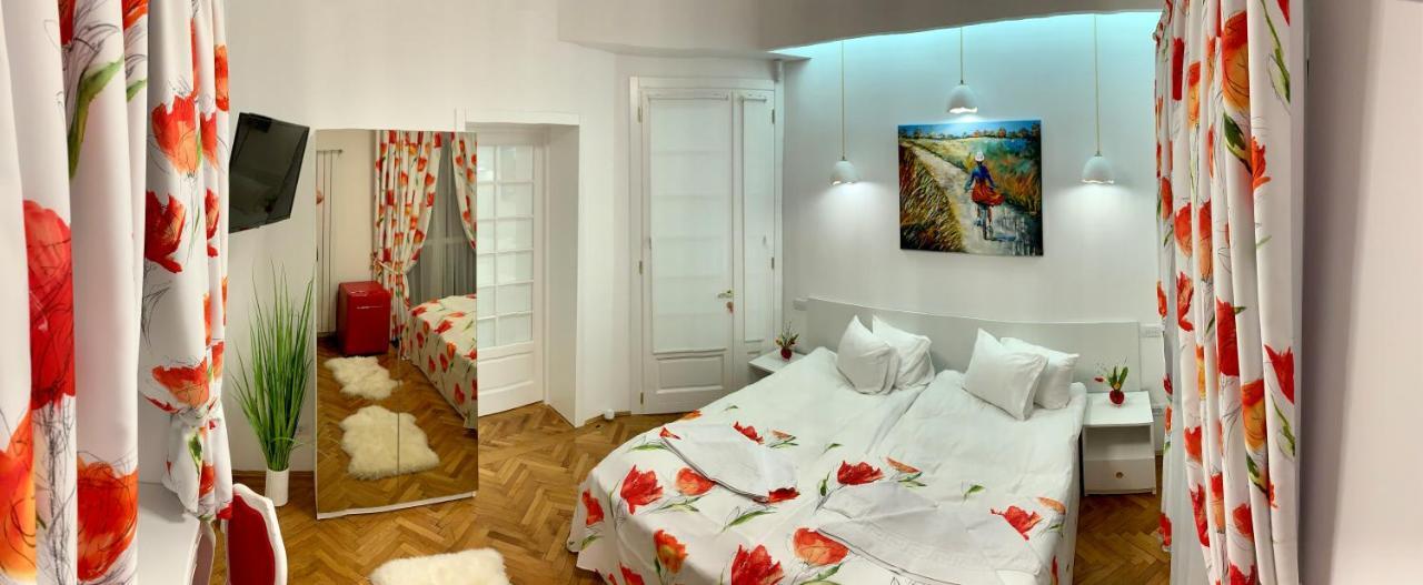 Victoria Luxury Apartment 11 Bukares Bagian luar foto