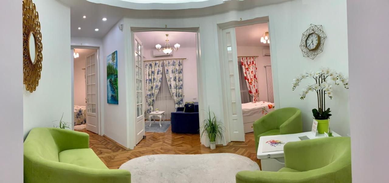 Victoria Luxury Apartment 11 Bukares Bagian luar foto