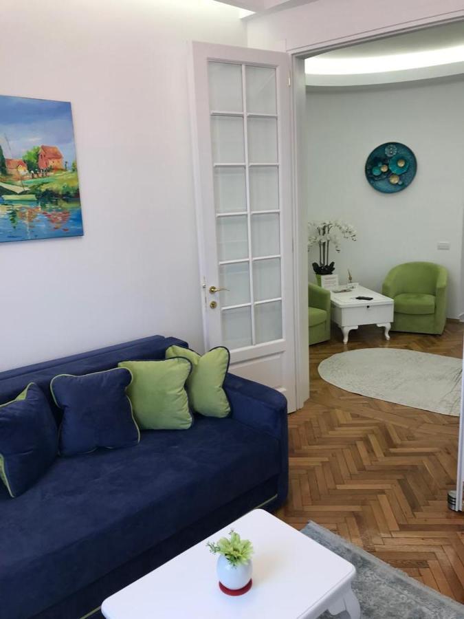 Victoria Luxury Apartment 11 Bukares Bagian luar foto